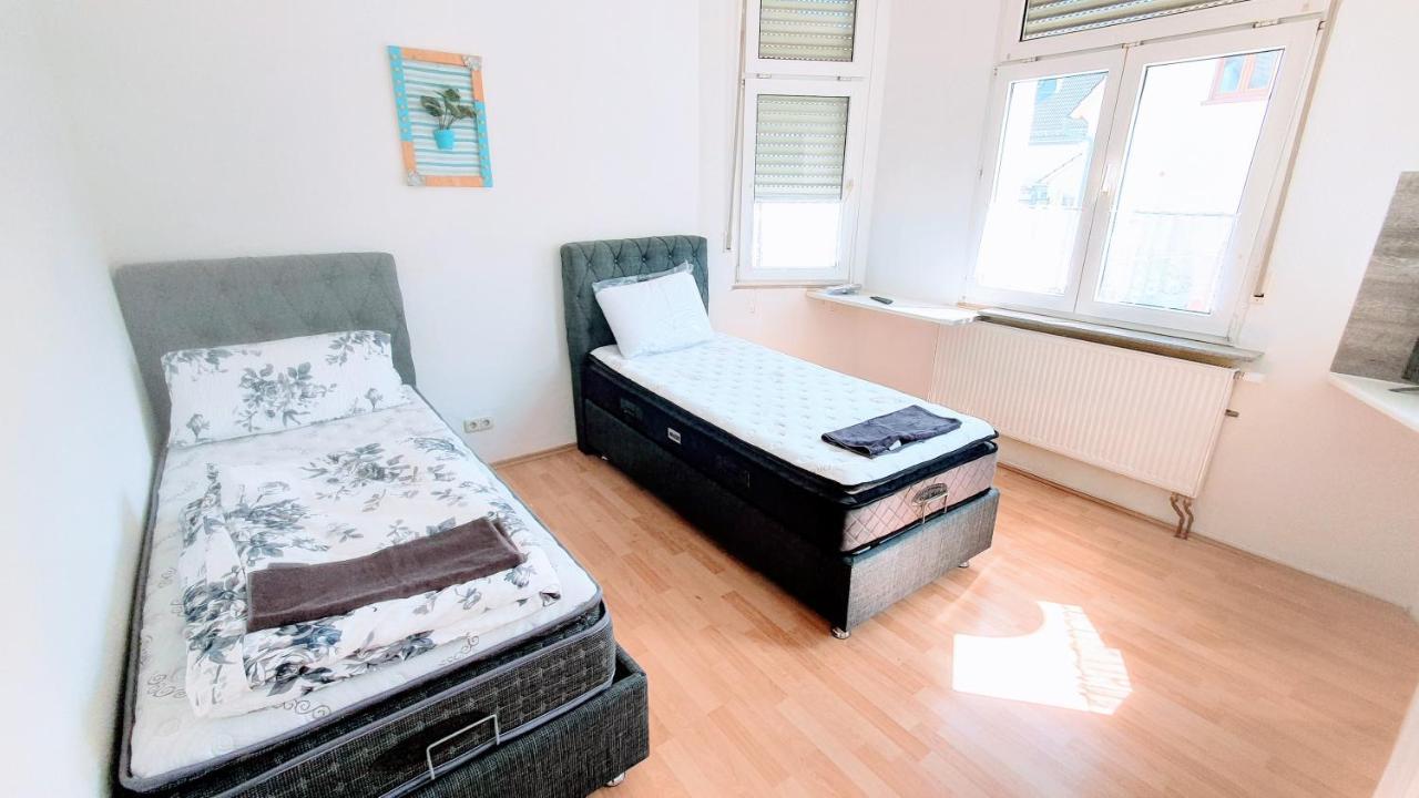 Fmi 9 Accommodation ラウンハイム エクステリア 写真