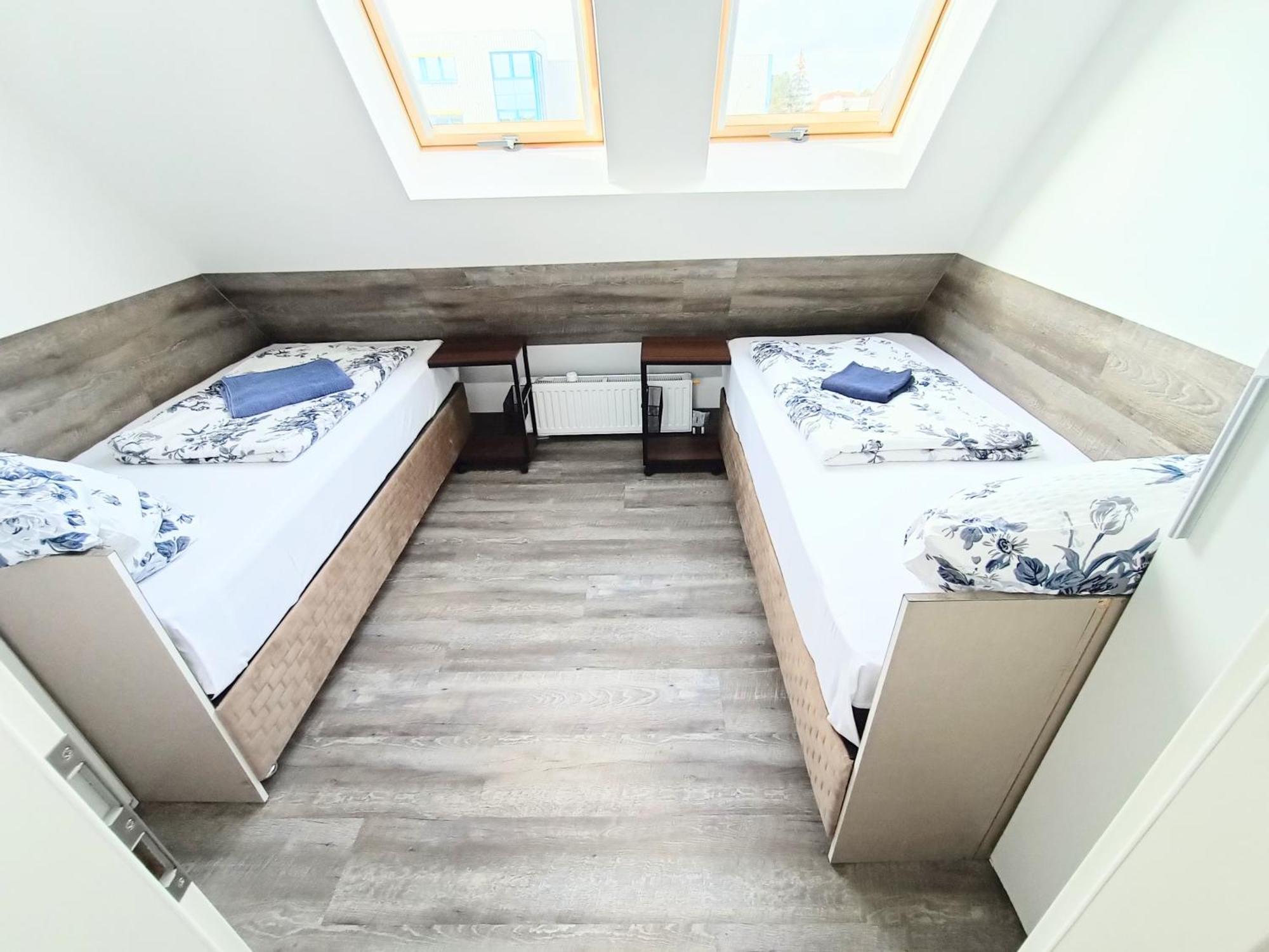 Fmi 9 Accommodation ラウンハイム エクステリア 写真
