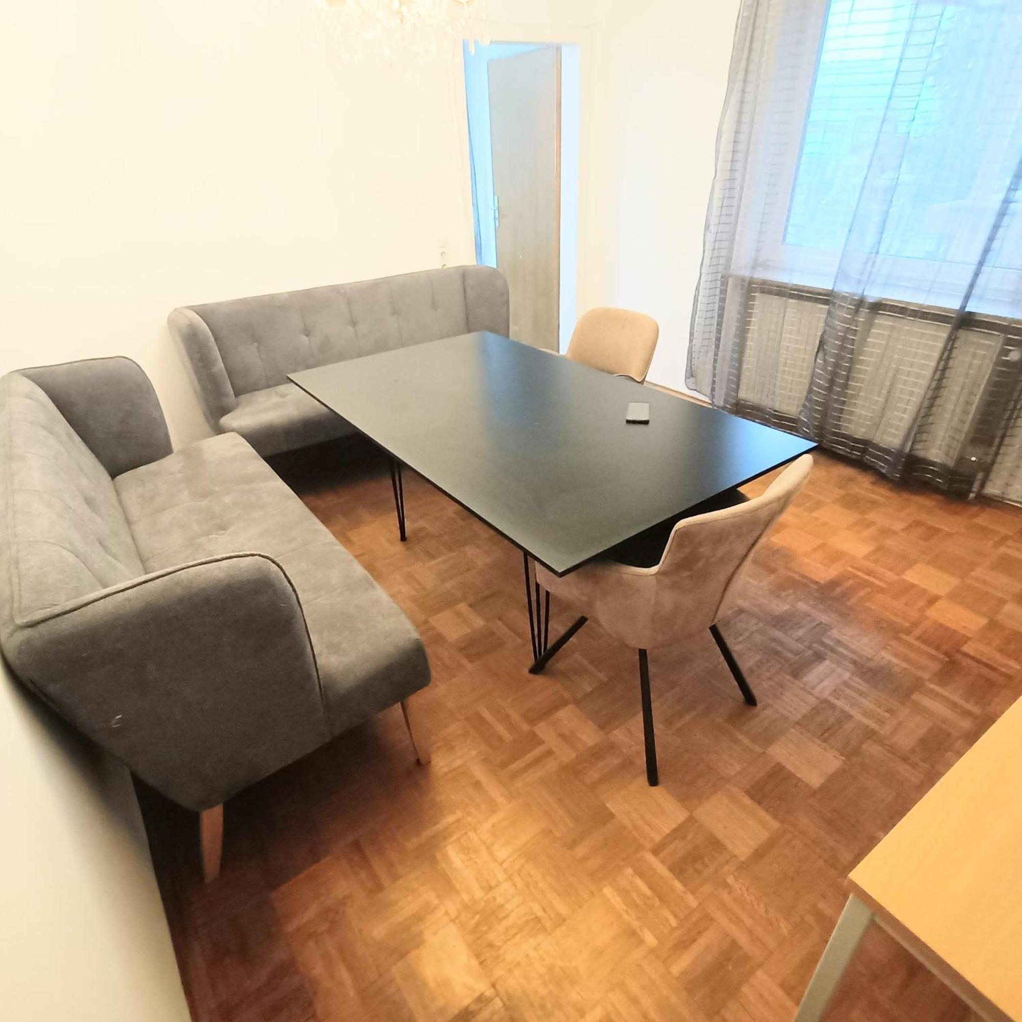 Fmi 9 Accommodation ラウンハイム エクステリア 写真