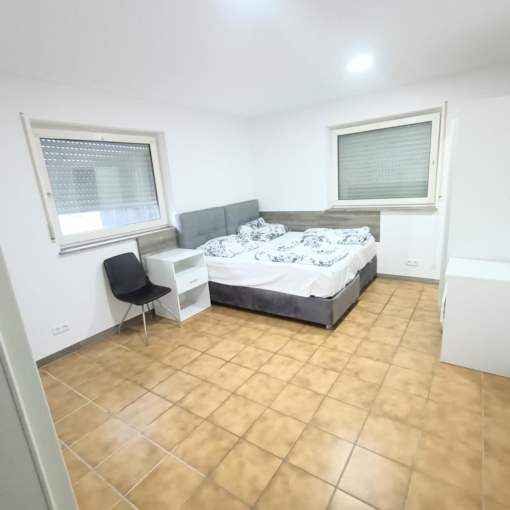Fmi 9 Accommodation ラウンハイム エクステリア 写真