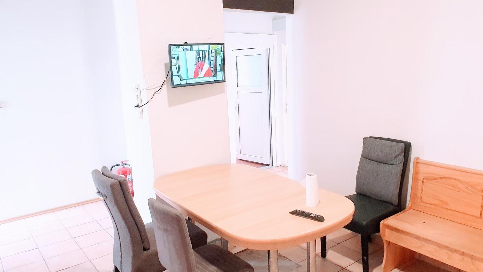 Fmi 9 Accommodation ラウンハイム 部屋 写真