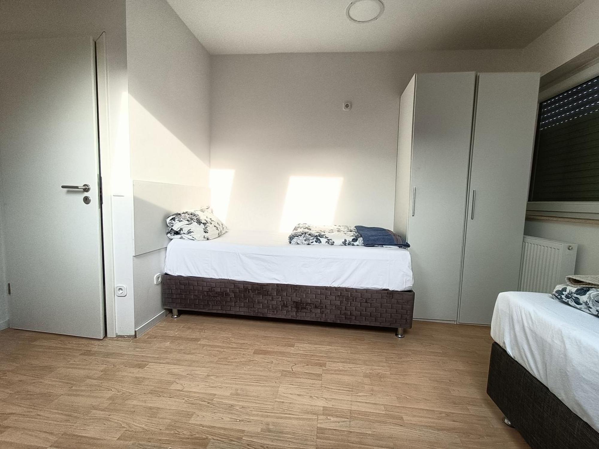 Fmi 9 Accommodation ラウンハイム 部屋 写真